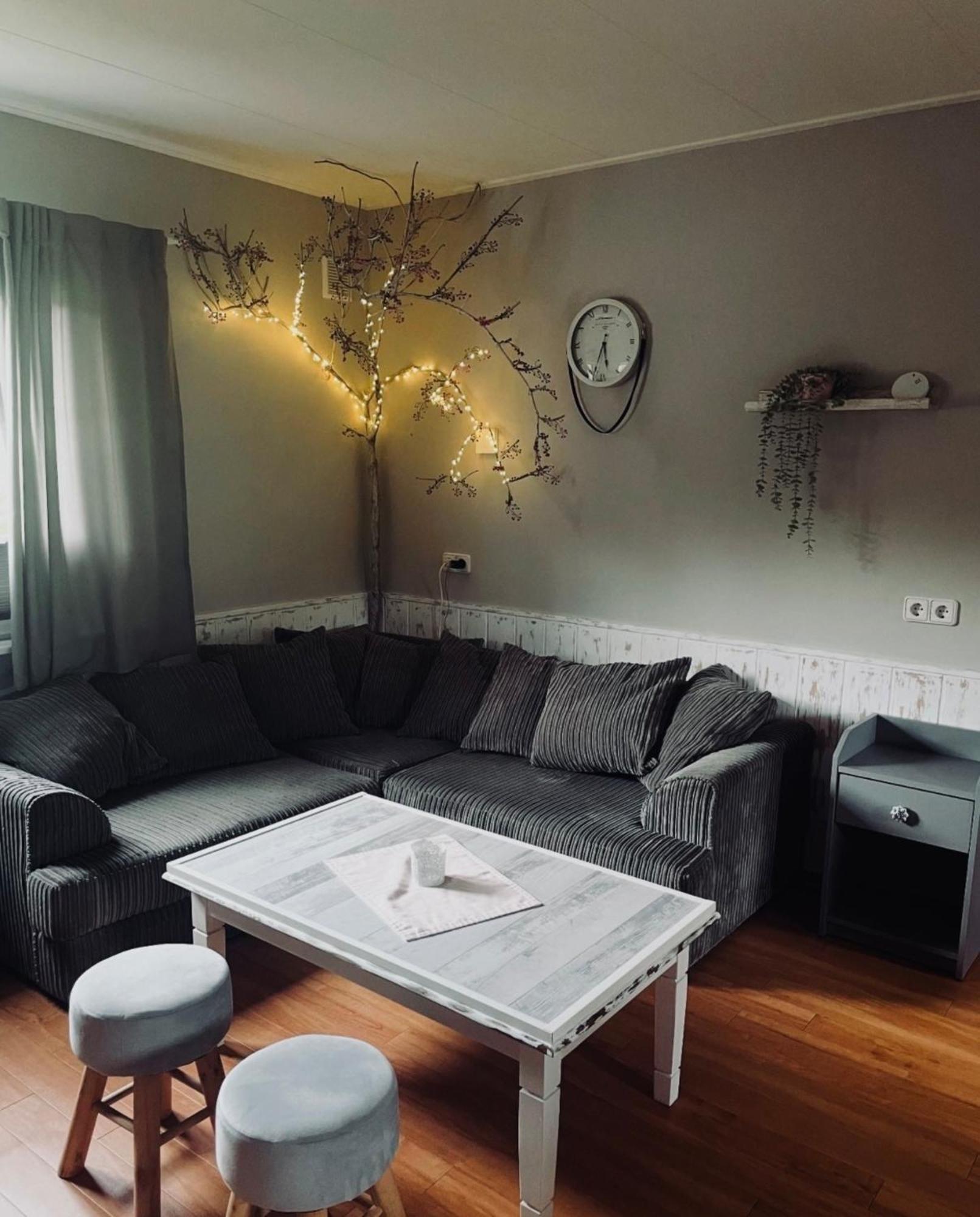 Ferienhaus "Zauberwald" Mit Pelletofen & Sauna メシェデ エクステリア 写真